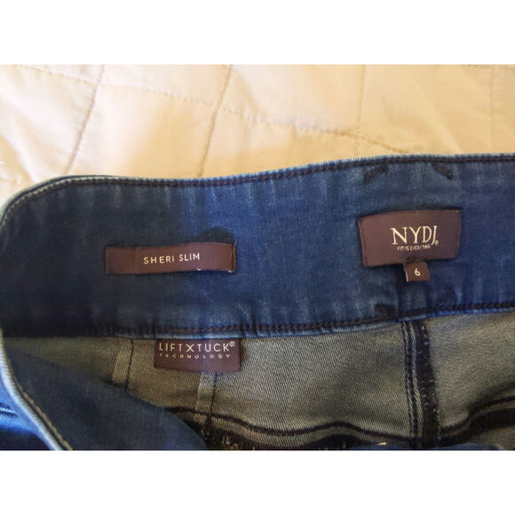 NYDJ Not Your Daughter's Jeans Women's Sz 6 Sheri Slim Classic Wash EUC - Picture 2 of 7